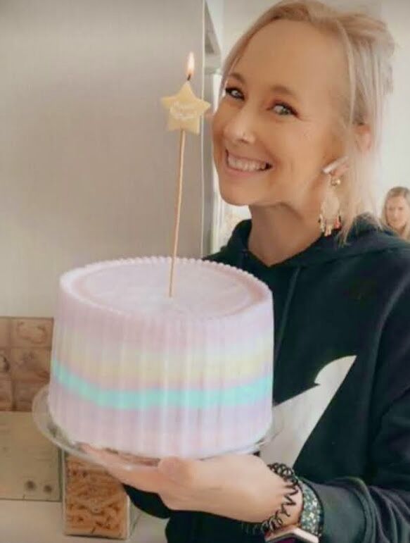 Candy Floss Cakes - Image 33